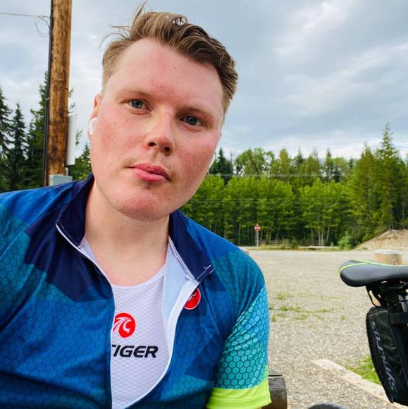 Meet your Posher, Oli - Picture 1 of 1